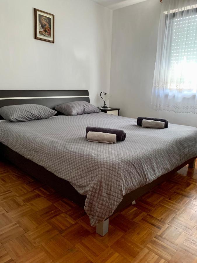 Apartma Panorama โคบาริด ภายนอก รูปภาพ