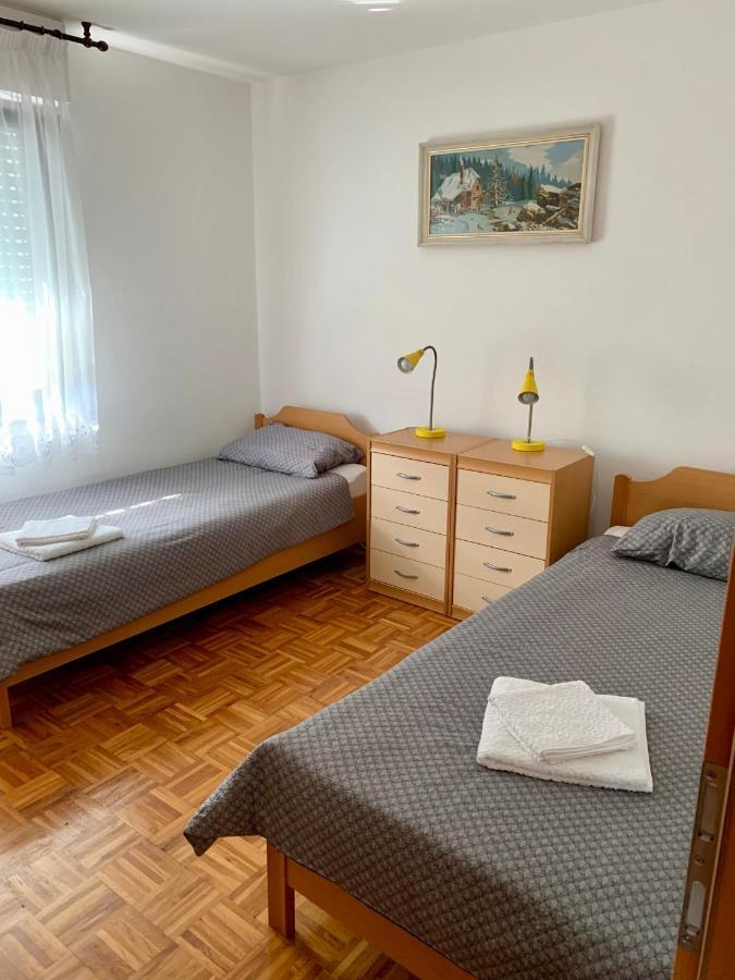Apartma Panorama โคบาริด ภายนอก รูปภาพ